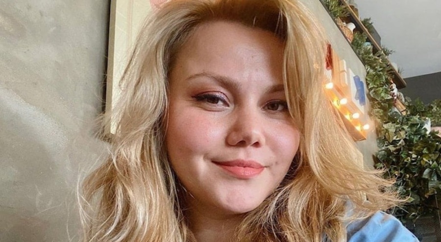 Eşi tarafından 32 yerinden bıçaklanan ünlü Youtuber Merve Veziroğlu Yıldırım'dan ilk paylaşım