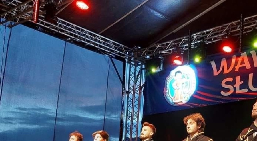 BUÜ Halk Oyunları Topluluğu, Poznan Festivali'ne katıldı