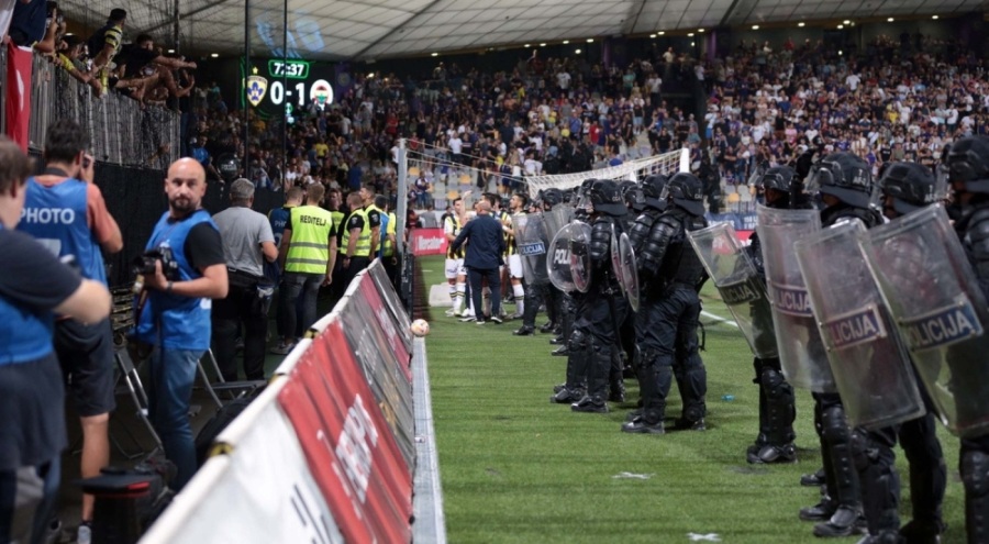 UEFA'dan Fenerbahçe'ye şok ceza!