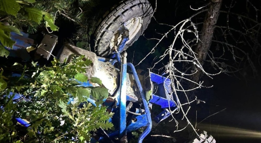 Kastamonu'da bir aile, traktörle 20 metrelik uçurumdan yuvarlandı: Yaralılar var!