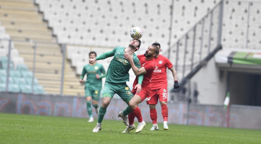 Seçkin Batuhan Fırıncı Bursaspor'dan ayrıldığını açıkladı