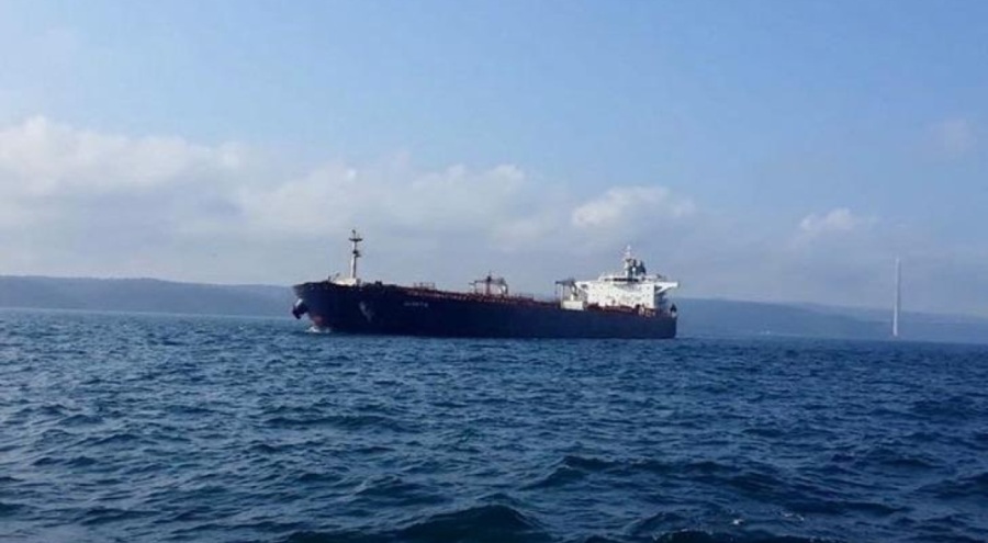 Rumeli Feneri açıklarında petrol tankeri arızası!