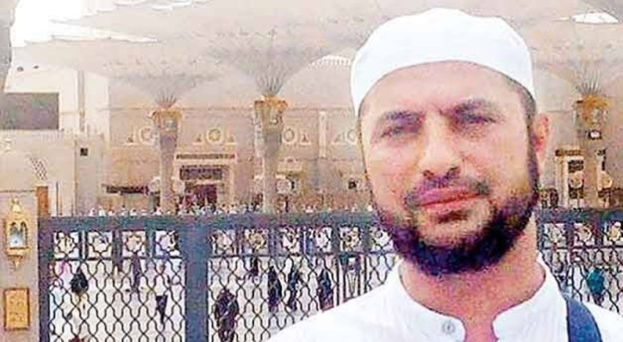 Seçimler öncesinde camide silahlanma çağrısı yapan imam göreve geri döndü