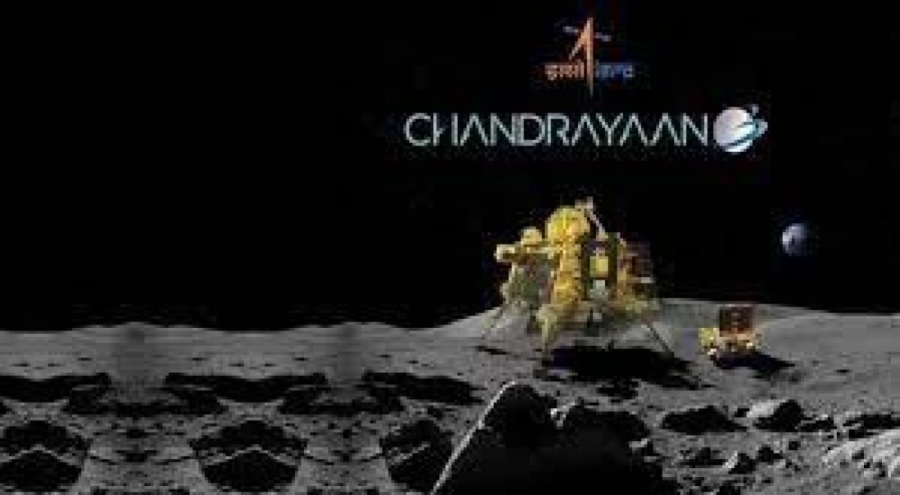 Hindistan Ay'ın güneyine iniş yapan ilk ülke oldu