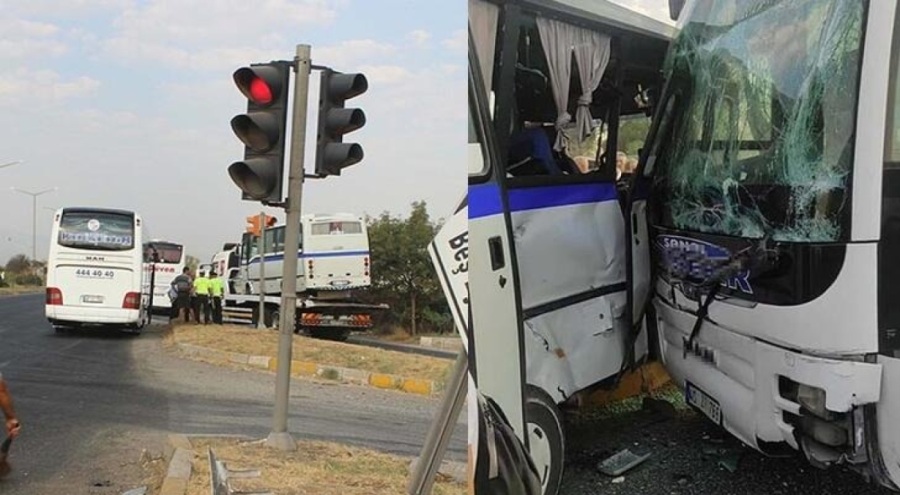Manisa'da korkunç kaza! Yolcu otobüsü ile midibüs birbirine girdi