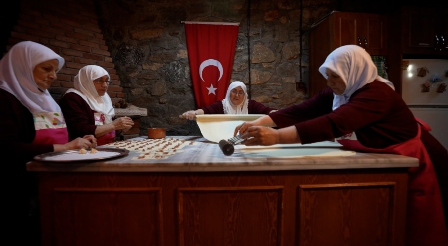 Yıldırım'da kadınlara kooperatif ve girişimcilik merkezleri açıldı