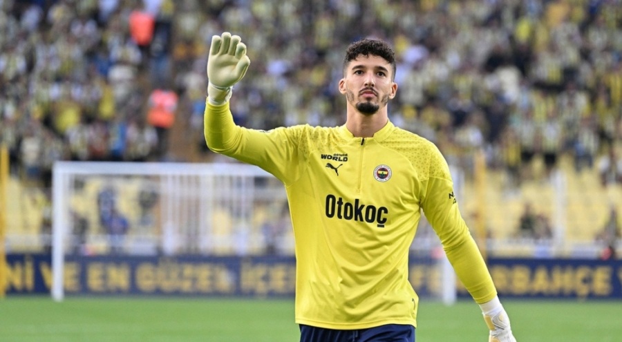 Fenerbahçe, Altay Bayındır ile yollarını ayırdı