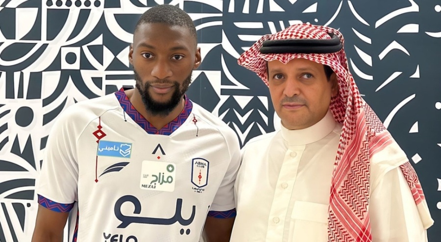 Fenerbahçe'ye Ekambi'den kötü haber!