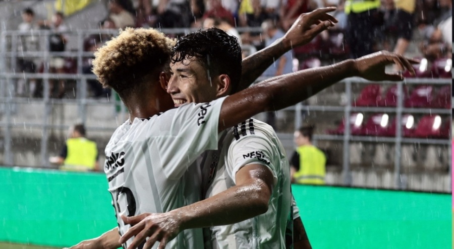 Beşiktaş'ın yeni transferi Zaynutdinov ilk maçında golle tanıştı