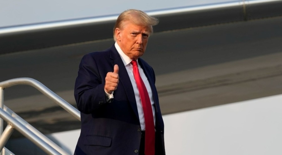 Eski ABD Başkanı Donald Trump cezaevine teslim oldu