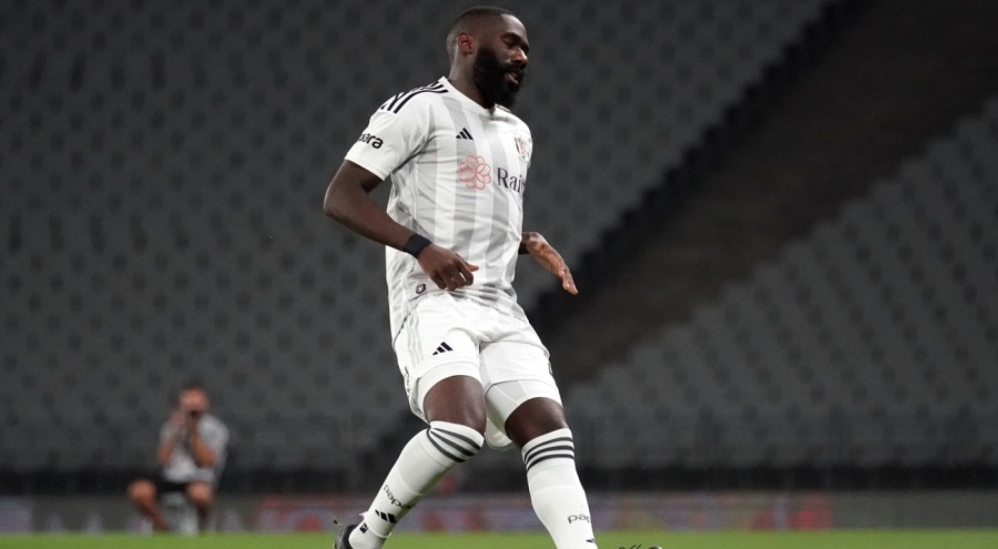 Beşiktaş'ta Arthur Masuaku'dan kötü haber!