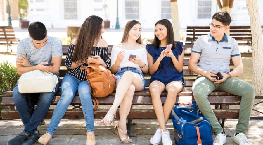 Gençlere vergisiz telefonun ayrıntıları belli oldu!