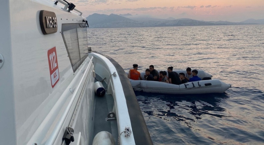 Bodrum'da 43 düzensiz göçmen kurtarıldı