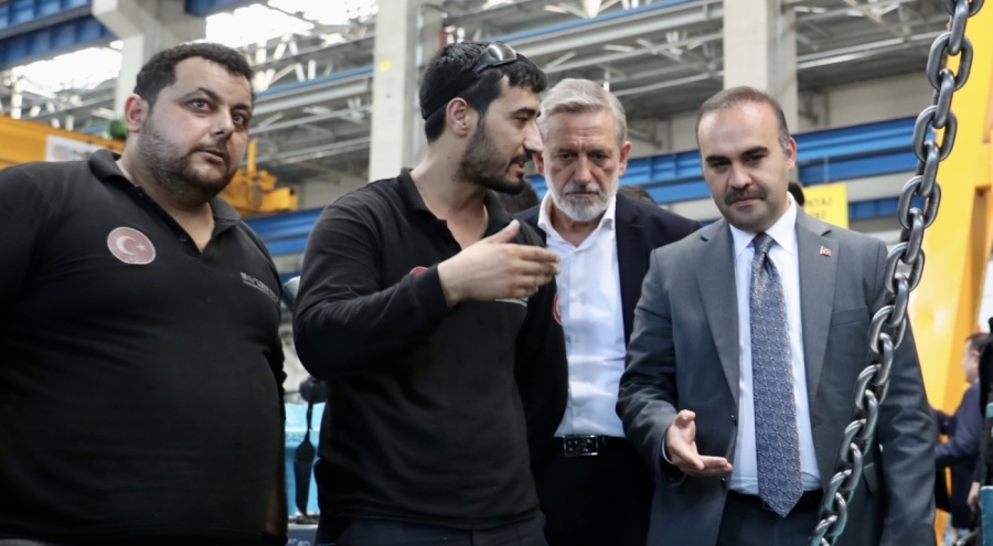 Bakan Kacır: Bursa'ya son 20 yılda 175 milyardan fazla yatırım yaptık
