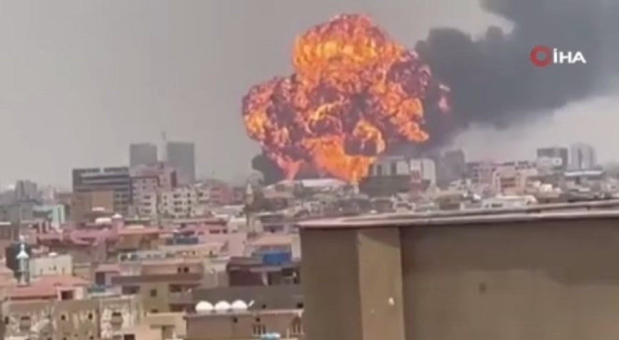 Sudan Hartum'da yakıt deposunda patlama
