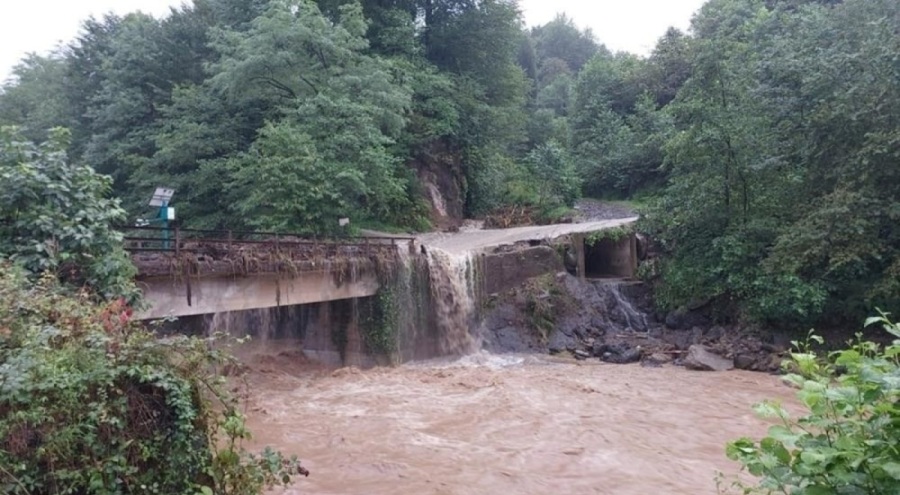 Rize'de şiddetli yağışların bilançosu belli oldu!