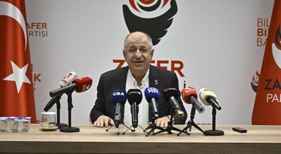 Ümit Özdağ'dan muhalefete 'sığınmacı' tepkisi