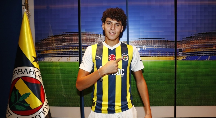 Fenerbahçe, Omar Fayed'in lisansını çıkarttı