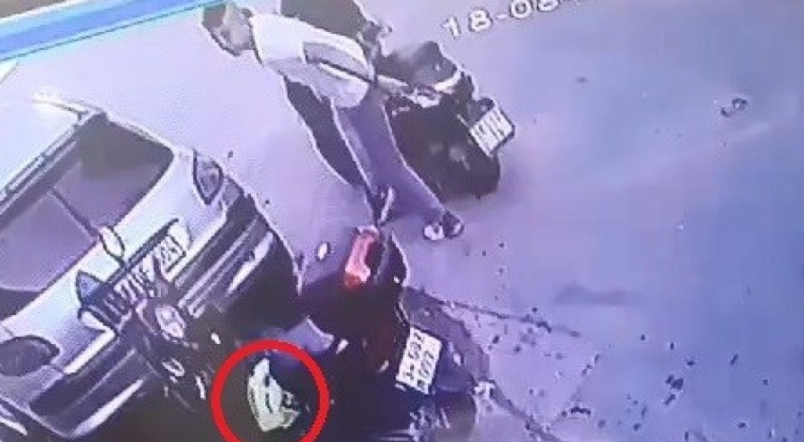 Bursa'da motosikletli hırsızlar motosiklet kaskı çaldılar