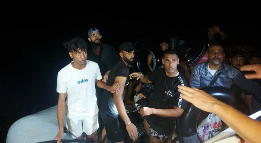 Muğla'da 42 kaçak göçmen kurtarıldı