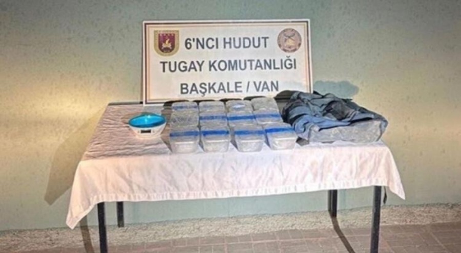 Van sınırında kilolarca metamfetamin ele geçirildi