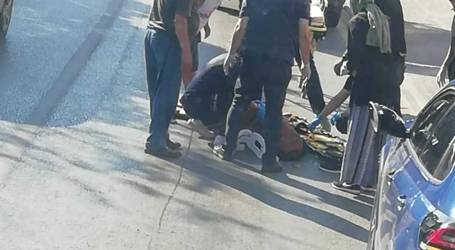 Bursa Gemlik'te otomobilin çarptığı bisikletli hayatını kaybetti