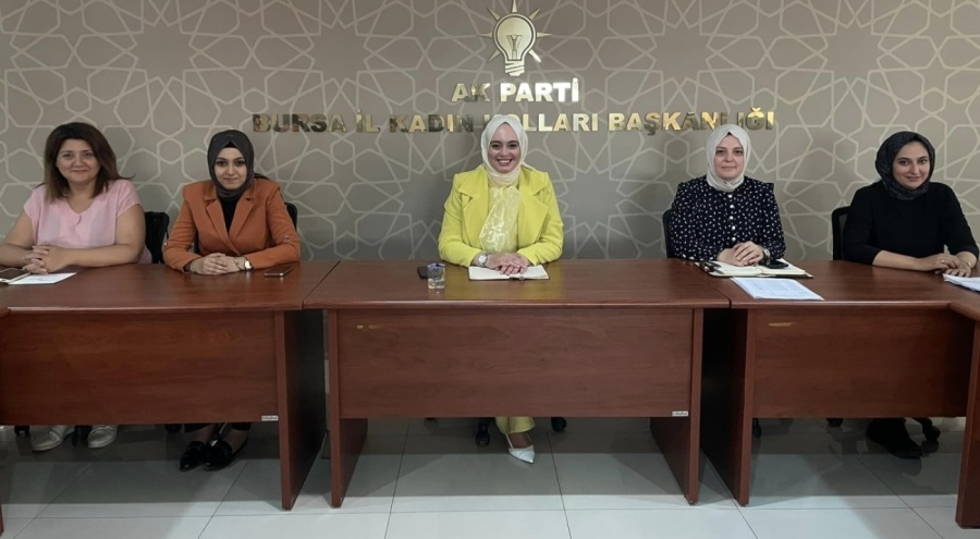 AK Parti Bursa İl Kadın Kolları Başkanı belli oldu!