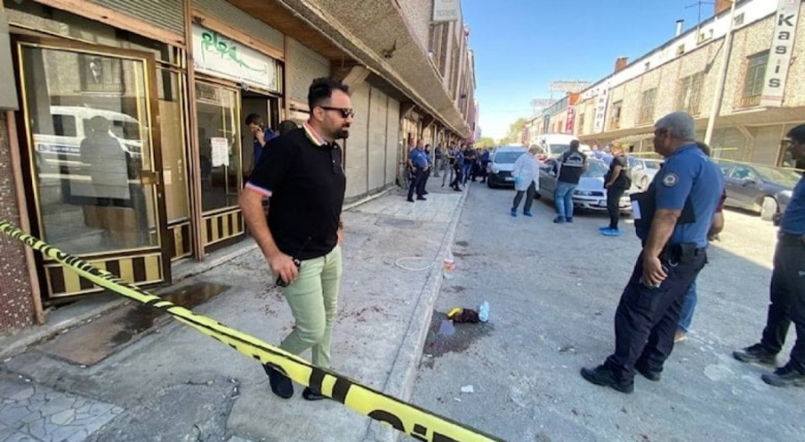 Suriyelilerin çekiçli dükkan kavgası! Çok sayıda yaralı