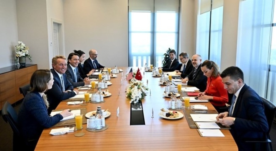 Cumhurbaşkanı Başdanışmanı, ABD heyeti ile görüştü