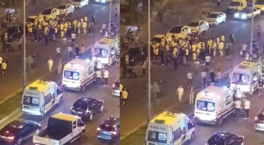 Diyarbakır'da otomobil karşıya geçmeye çalışan yayalara çarptı: Yaralılar var