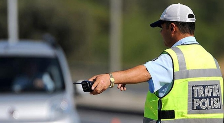 Düğün konvoyundaki 11 sürücüye para cezası