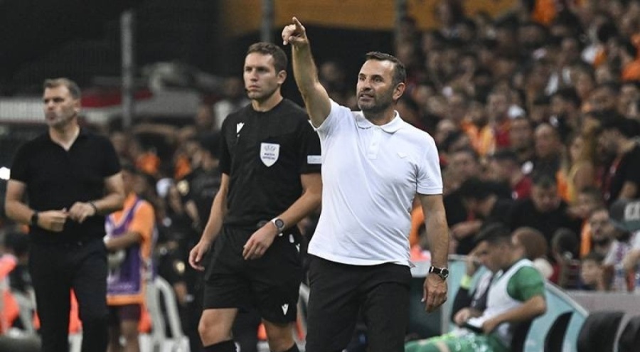 Galatasaray 'da Okan Buruk tarihe geçti