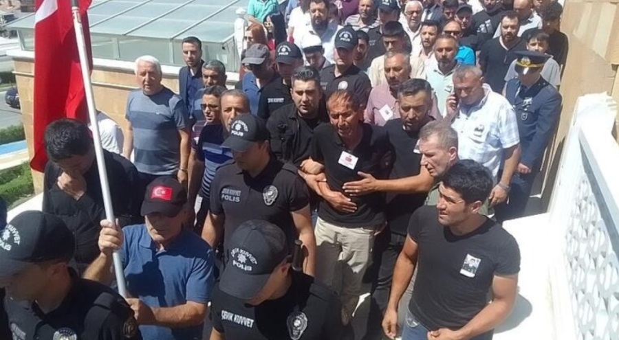 Çorum'da şehide gözyaşlarıyla veda