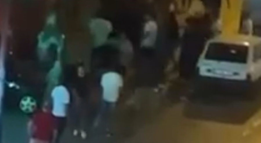 Bursa'da yumruklar havada uçuştu!