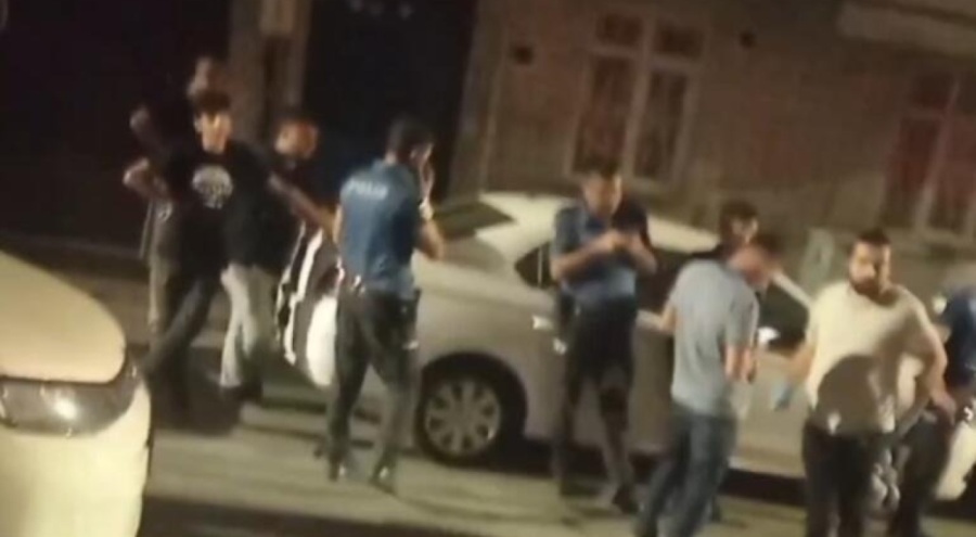 Üvey babalarına baltayla saldırdılar! İğrenç iddia açığa çıktı