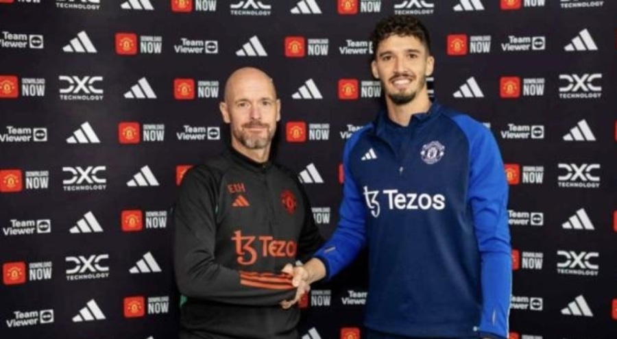 Altay Bayındır Manchester United'da