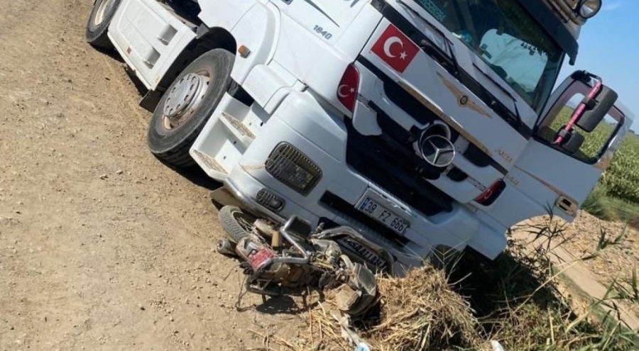 Bursa'da tırla çarpışan motosikletin sürücüsü hayatını kaybetti