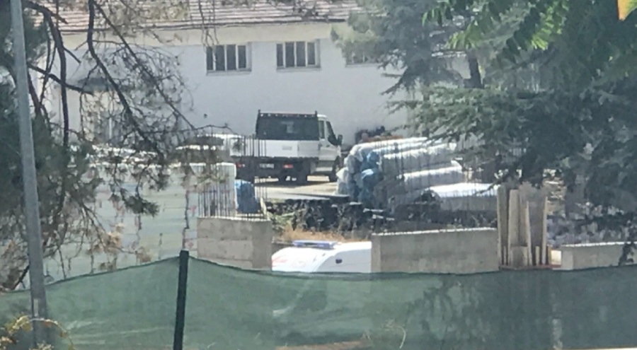 Bilecik'te yüksekten düşen işçi yaralandı