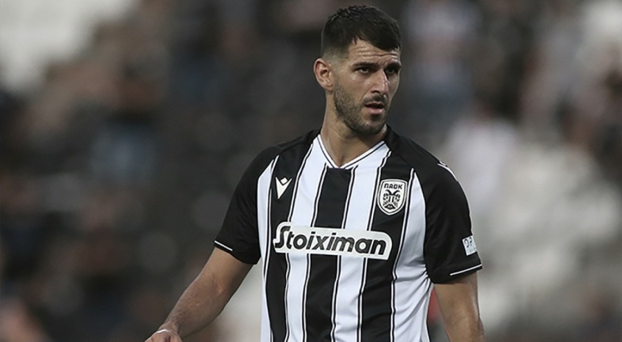 Konyaspor, Nelson Oliveira'yı İstanbul'a çağırdı