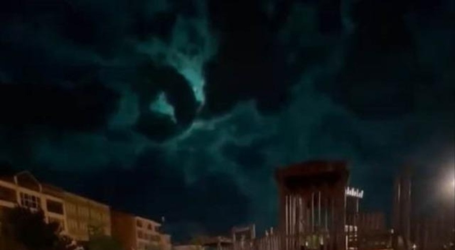 Çok sayıda ilde gök taşı tedirginliği! Gökyüzü maviyle kaplandı