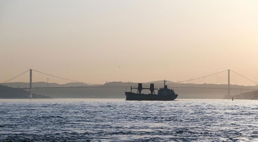 İstanbul Boğazı çift yönlü kapatıldı