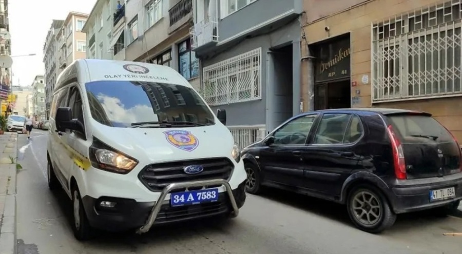 Emekli albay evinde yaşamını yitirdi