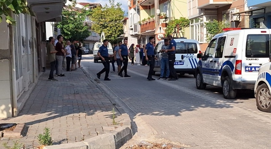 Ablasını döven eniştesini öldürdü!