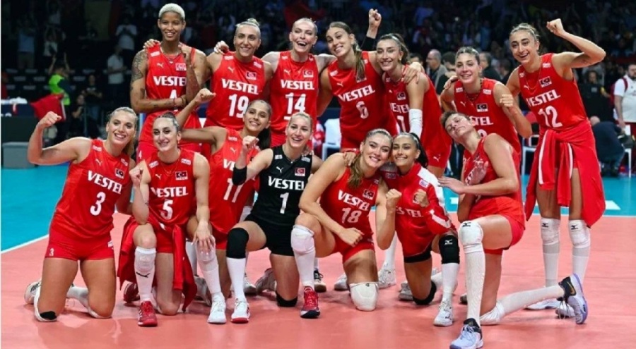 İstanbul Valiliği'nden Taksim'de Filenin Sultanları'nın maçı gösterim engeli