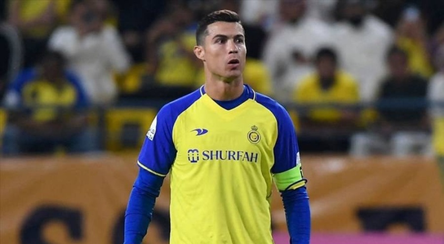 Cristiano Ronaldo dünya futbol tarihine geçti!