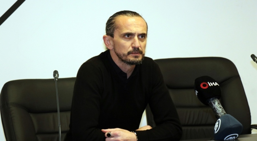 Sakaryaspor'da rota Tuncay Şanlı'ya çevrildi