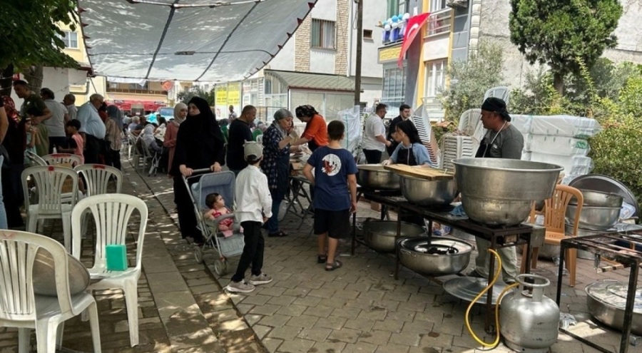 Sosyal meydada sıra dışı paylaşım grubu kurdular! Bedava yemek için mevlütlere gidiyorlar