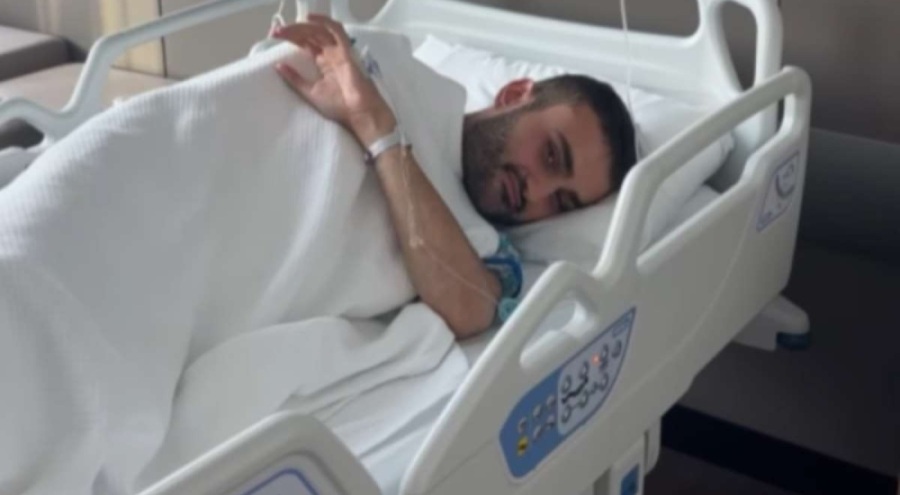 CZN Burak hastaneye kaldırıldı!