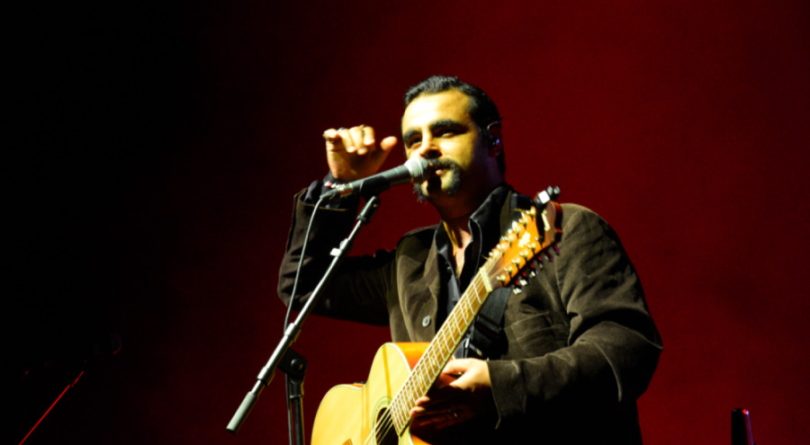 Bursa'da Rock grubu Dedublüman rüzgarı
