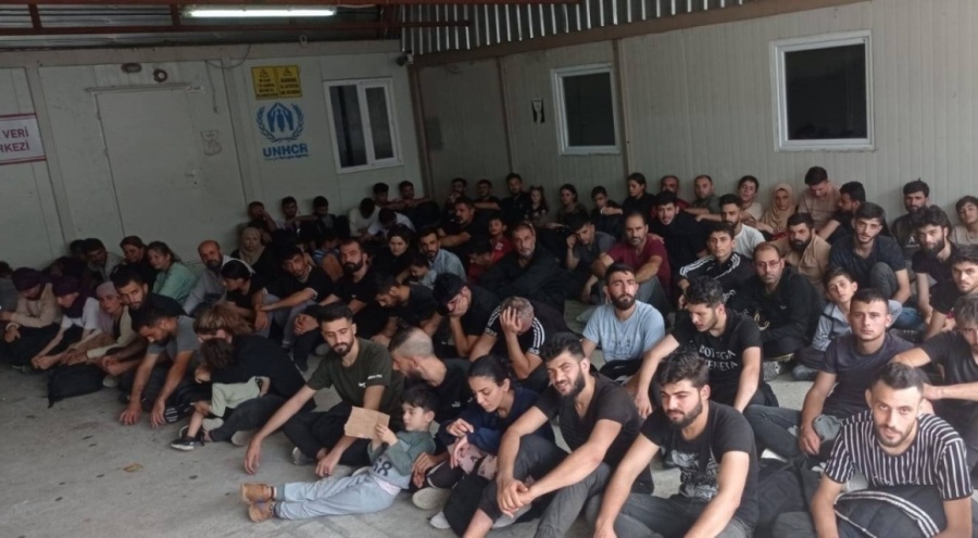 Bulgaristan'a kaçmaya çalışan 89 kaçak göçmen yakalandı